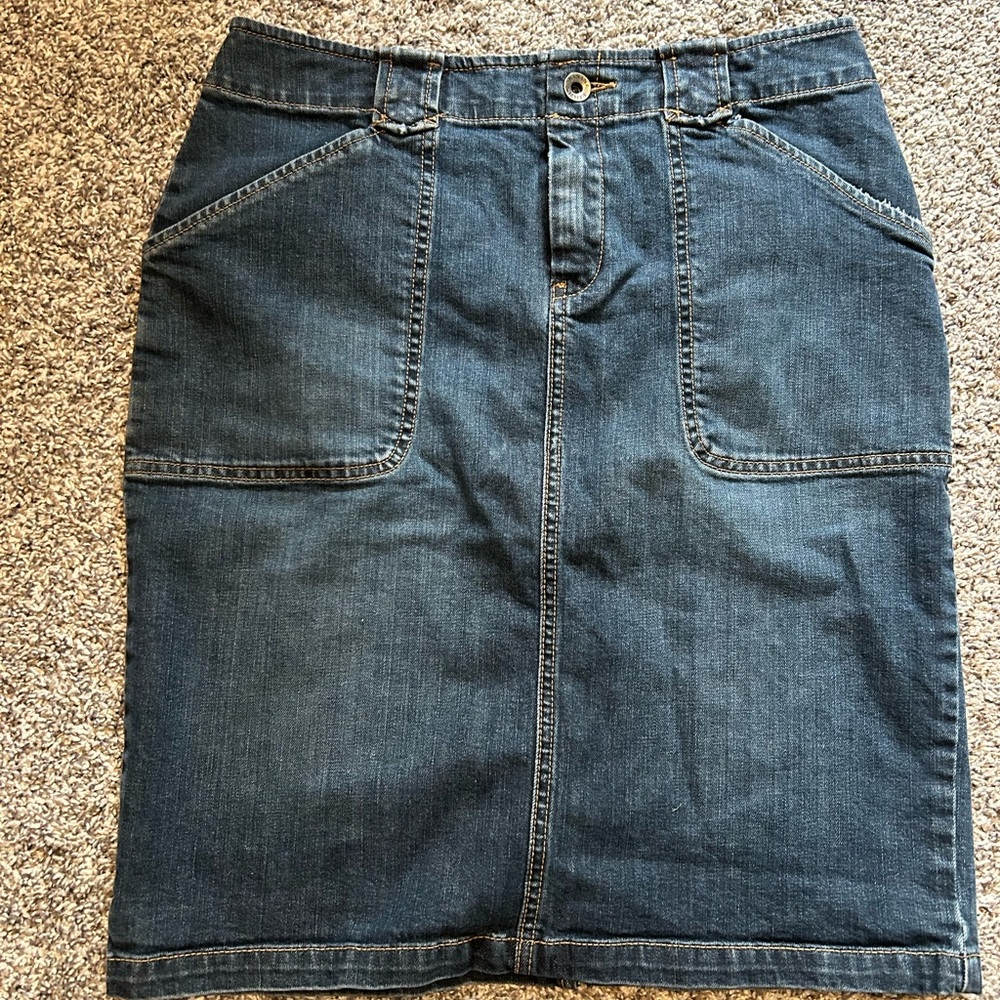 Banana Republic Jean Skirt sz 6